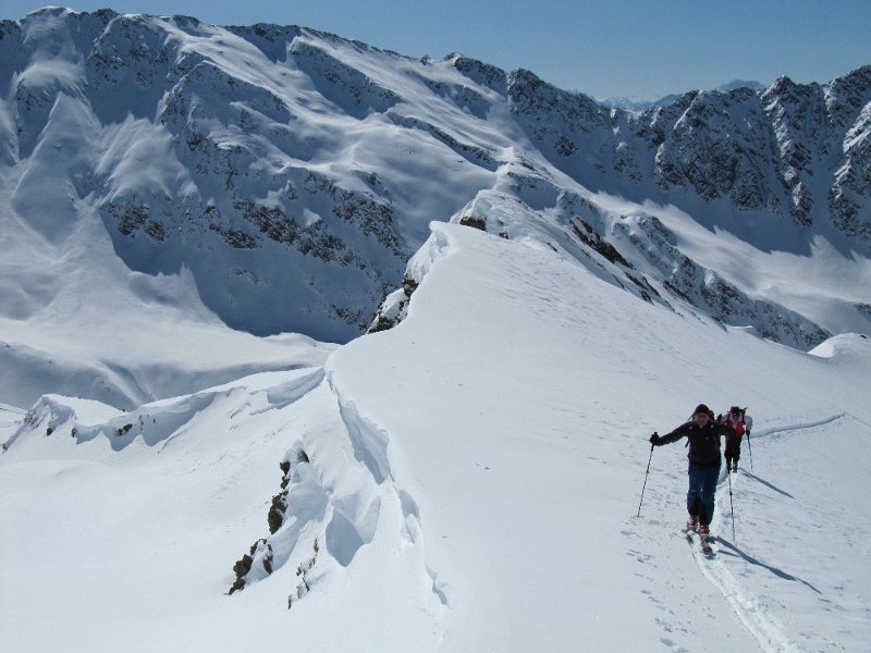 27 Die letzten Meter zum Gipfel.JPG